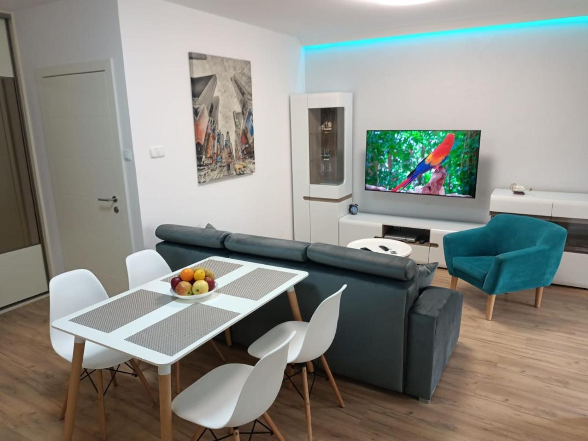 Good To Sea You Polanki Kolobrzeg, Apartament Z Garazem Exterior photo